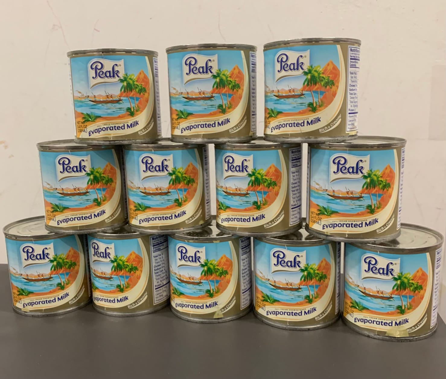ec312ac4-a372-49cd-8e3f-95212452a0ec Liquid peak milk - Image 1